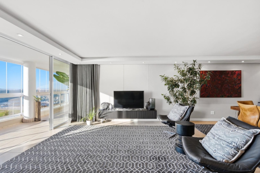 3 Bedroom Property for Sale in Mouille Point Western Cape